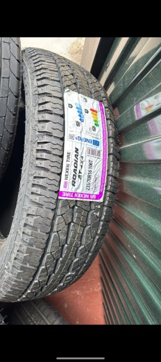 235/70R16 106T