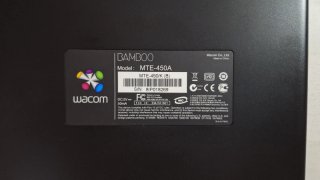 Tableta Wacom Bamboo MTE-450 completa