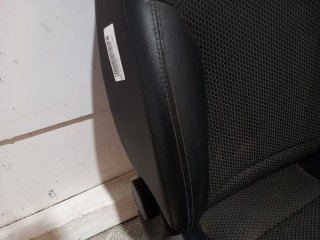 Asiento delantero derecho HYUNDAI IX35 (EL/LM)