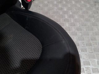 Asiento delantero derecho HYUNDAI IX35 (EL/LM)