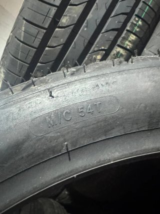 Michelin Anakee Street 90/90 R21 54T