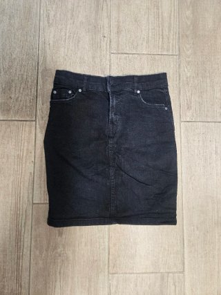 Falda blanca y negra vaquera,  2 por 1