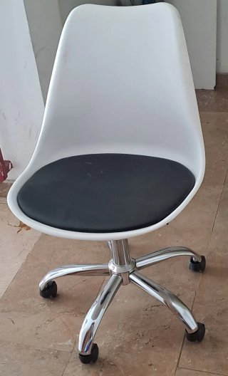 Silla de oficina giratoria