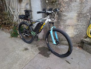 Bicicleta BTT BH con kit eléctrico