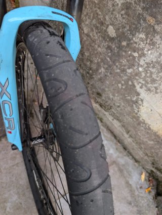 Bicicleta BTT BH con kit eléctrico