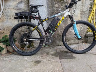 Bicicleta BTT BH con kit eléctrico