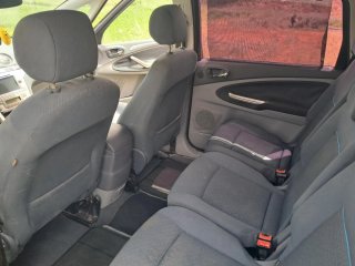 Ford S-MAX 2010