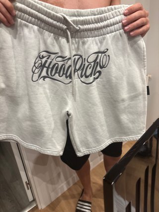 Pantalones cortos Hoodrich grises