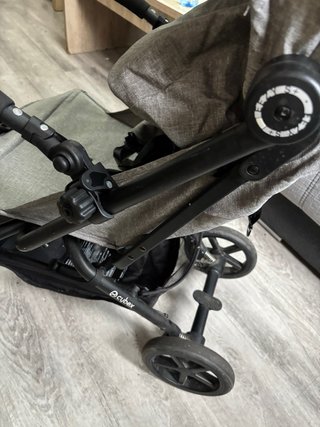Cybex carrito bebé gris