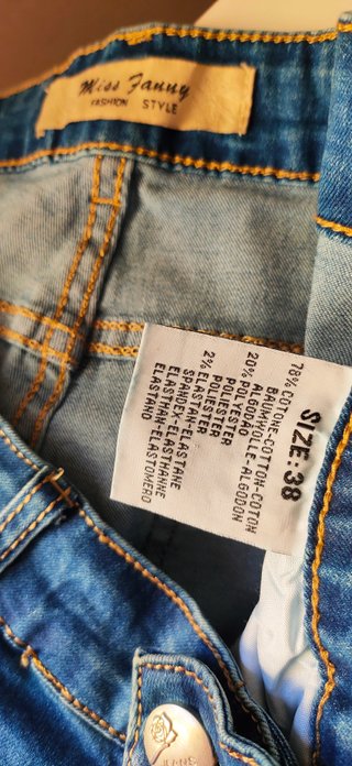 Jeans Miss Fanny bordado floral azul