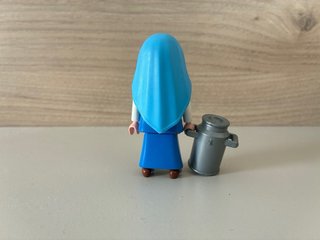 Playmobil Aldeana Lechera Belén