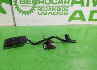 Pedal acelerador nissan 180109c000 serena 130056