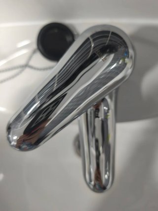 Grifo de lavabo cromado