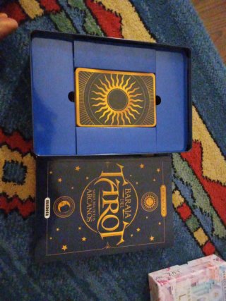 Baraja Tarot y Libro Sabiduría Arcanos