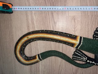 Lagarto decorativo de madera
