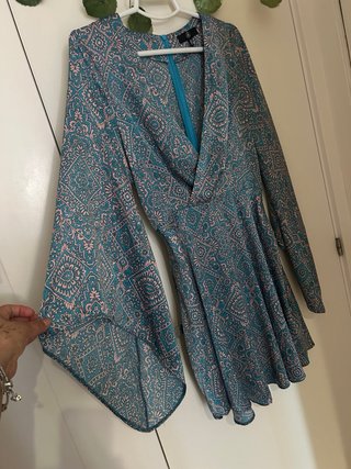 Vestido estampado azul y rosa