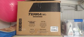 Baúl Shad TR41, Respaldo, Forro interno y Parrilla