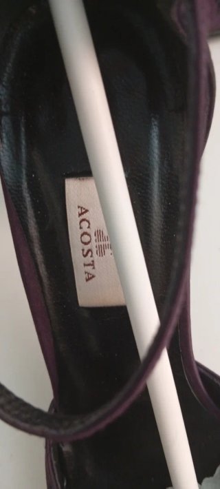 Zapatos de tacón Acosta morados