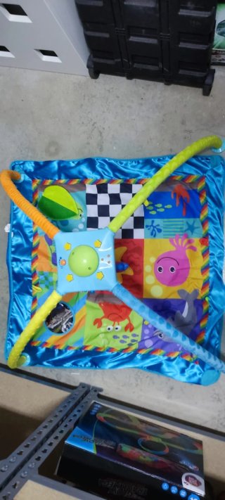 Manta de juegos para bebé con arco