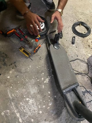 Se reparan patines y se revisan
