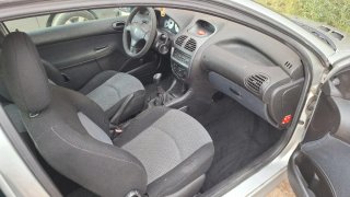 Peugeot 206 2003