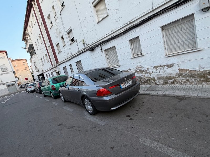 BMW Serie 7 2004 - foto 1