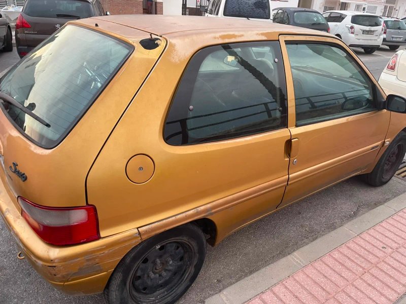 Citroen Saxo 2002 - foto 1