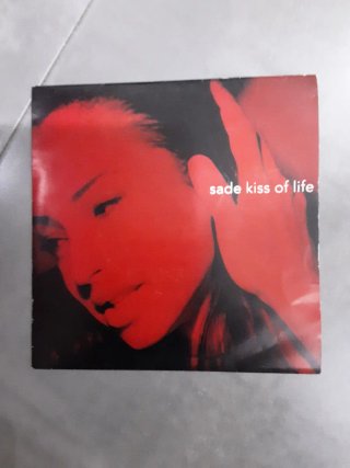 Lote 3 singles Sade: Kiss of Life, Paradise