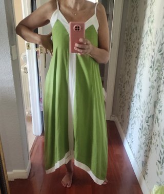 Vestido verde y blanco nuevo