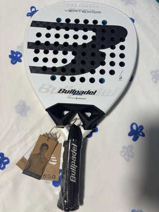 Pala Bullpadel Vertex 05 Juan Tello
