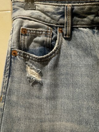 Vaqueros Stradivarius rectos/wide leg talla 32