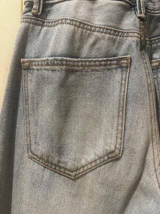 Vaqueros Stradivarius rectos/wide leg talla 32