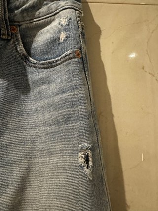 Vaqueros Stradivarius rectos/wide leg talla 32