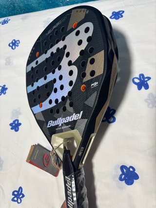 Pala de pádel Bullpadel Neuron X2