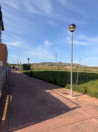 Local comercial en venta en Lardero