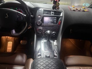 DS DS 5 2015
