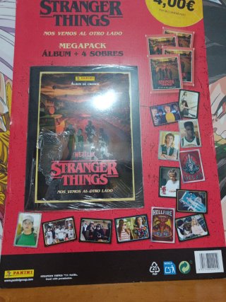 Álbum Panini Stranger Things + Cartón