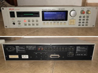 AKAI S3000XL Sampler Vintage - Funcional