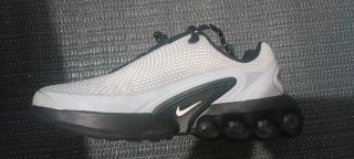 Zapatillas Nike Air Max grises y negras