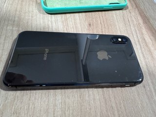 iPhone X 256GB Negro - Para Piezas Regalo funda
