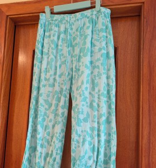 Pantalón estampado floral