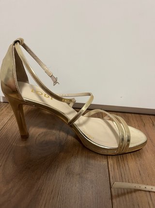 Sandalias LODI Doradas Talla 38