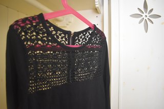 Camiseta negra Karen Millen larga encaje Talla 34