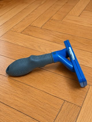 Cepillo Furminator pelo corto - L