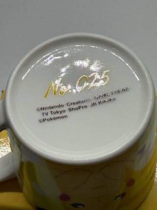 Taza Pikachu Pokémon T's Factory original Japón