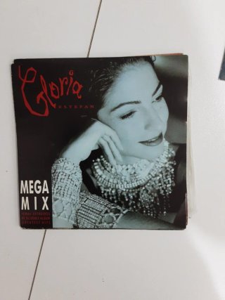 Lote 4 singles LUZ, Gloria Estefan 7 pulgadas