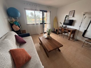 LOTE COMPLETO DE MUEBLES – 450 € TODO