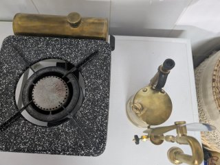 Farol y Hornillo Antiguos