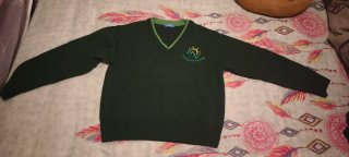 Jersey escolar verde talla 8