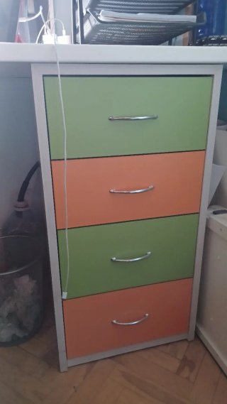 Cama infantil con cajones y cabecero